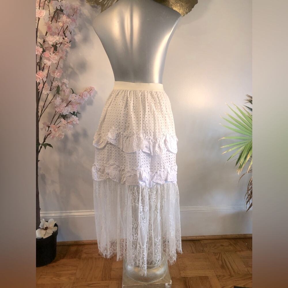 Lace skirt maxi white tiered ruffle peasant style. Senlis